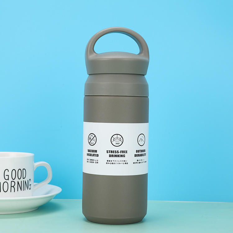 กระเป๋าถือสีเทาเขียว