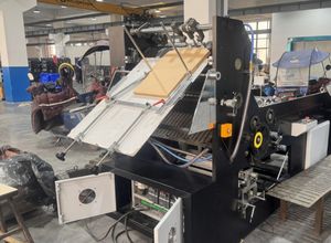 Macchina per la produzione di involucri rotanti con struttura ad incollatura automatica completa automatica - Product Image 4