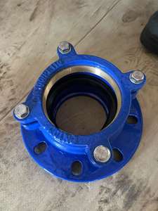 Adaptateur de bride de retenue universelle réductrice en fonte ductile avec joint EPDM pour <span class=keywords><strong>tuyau</strong></span> en <span class=keywords><strong>PEHD</strong></span> - Product Image 5