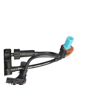 Válvula de Inyección 4M5Q-9K022-AG para Tubería de Aceite de Automóvil Ford, Material de Nylon - Product Image 1