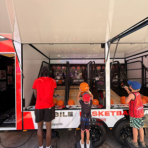Rimorchio per Giochi Arcade Mobile in Offerta Speciale, Camion per Feste con Canestro da Basket, Rimorchio per Giochi di Tiro per Bambini e Intrattenimento da Carnevale - Product Image 3
