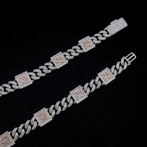 Produttore di gioielli Hip Hop personalizzati 925 in argento Sterling VVS Moissanite diamanti rotondi <span class=keywords><strong>medaglione</strong></span> ghiacciato <span class=keywords><strong>collana</strong></span> pendente - Product Image 6