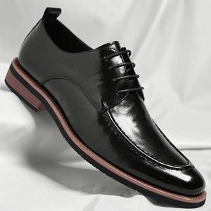 Chaussures de ville pour hommes, style européen, grande taille, respirantes, antidérapantes, à bout structuré, pour costumes de printemps/automne et mariages - Product Image 1