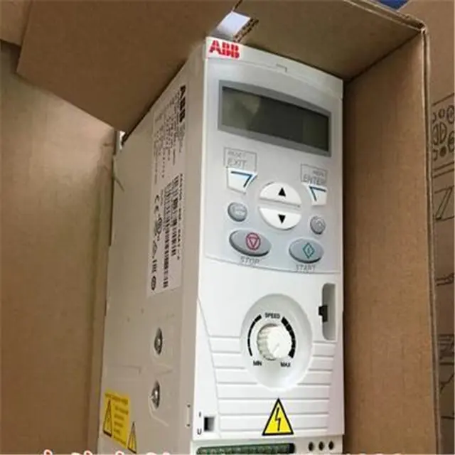 Peralatan listrik lainnya frekuensi PLC ACS580-01-246A-4 asli baru + J400