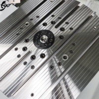 Table rotative CNC 5 axes Tiger 650 mm 2 Arcsec avec échelle HEIDENHAIN, réducteur planétaire, table à came à rouleaux et structure de moteur DD