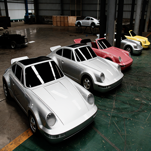 โกคาร์ทไฟฟ้าแบบดริฟท์สไตล์เรโทรสำหรับกีฬากลางแจ้ง 72V 2500W แบตเตอรี่ลิเธียม 40Ah ความเร็วสูงสุด 80 กม./ชม. ระบบเกียร์ขับเคลื่อน ระบบเบรกไฮดรอลิกแบบดิสก์ - Product Image 6