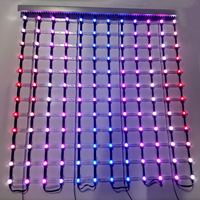 Écran vidéo flexible à LED haute luminosité pour façade de bâtiment incurvée, personnalisable, en aluminium WPC pour publicité extérieure