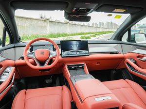 <span class=keywords><strong>Voiture</strong></span> d'<span class=keywords><strong>occasion</strong></span> 2025 Byd Tang L Dm-I  Modèle phare à quatre roues motrices Radar SUV 7 places SUV hybride rechargeable - Product Image 3