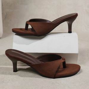 Nuovi Sandali Estivi da Donna con <span class=keywords><strong>Tacco</strong></span> Alto e Punta Aperta 636-1, Stile Retrò Francese con <span class=keywords><strong>Tacco</strong></span> Sottile a Spina di Pesce - Product Image 6