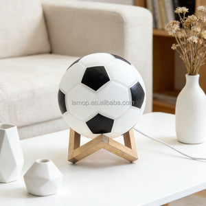 <span class=keywords><strong>Lampe</strong></span> de chevet d'ambiance simple en forme de ballon de football pour la <span class=keywords><strong>chambre</strong></span> des garçons, décoration de <span class=keywords><strong>chambre</strong></span> d'adolescent et présentoir de table pour les passionnés de football - Product Image 4
