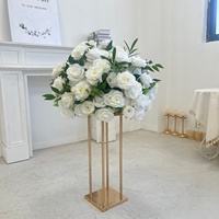 Boule de fleurs artificielles en roses blanches, arrangement floral rond pour la décoration de centre de table de mariage