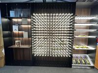 Cave à vin en acrylique de luxe sur mesure, système de rangement à vin moderne avec éclairage LED pour villa, hôtel, bar, projet OEM/ODM direct usine