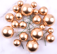 20 faux boules de gâteau de tailles variées (2, 2,5, 3, 4 cm) – Mini boules décoratives pour gâteau d'anniversaire
