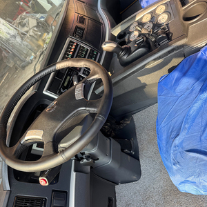 Grúa móvil usada sobre camión XCA180 de 180 toneladas, grúa todoterreno usada en venta - Product Image 4