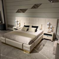 Ensemble de meubles de chambre à coucher de luxe au design italien, chambre à coucher en cuir moderne avec tête de lit allongée