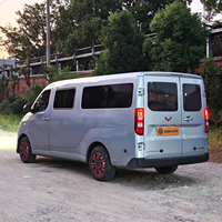 Wuling Yangguang 2025, faible kilométrage, 400 km, 6 places, fourgon électrique, conduite à gauche, 56,2 kWh, propulsion arrière, navette, transfert hôtel/aéroport, export