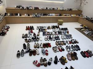 Pantoufles parent-enfant avec chiens et arbres de Noël à usage domestique - Product Image 6