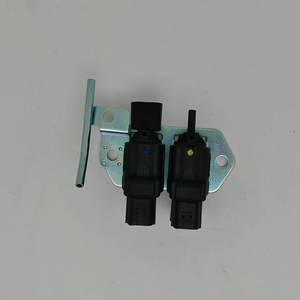 Válvula solenoide de control de selección 4WD de embrague de rueda libre MR534632 K5T81273 compatible con <span class=keywords><strong>Mitsubishi</strong></span> <span class=keywords><strong>Pajero</strong></span> IO Montero <span class=keywords><strong>Pinin</strong></span> 4G93 4G94 99-05 - Product Image 4