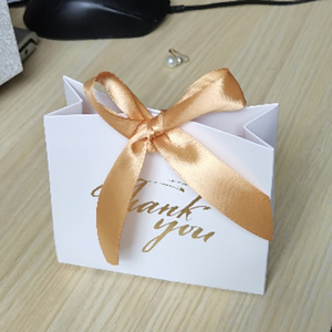 Wholesale Folding White Packaging Bag Custom Logo Recyclable High Quality Art Kraft <b>Paper</b> Cake Chocolate Packing <b>Paper</b> Bag - Product Image 4