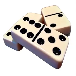 Haute qualité domino urée tuiles jeu urée chiffres lettres chiffres urée symboles jeu jetons pièces fabricant en Chine