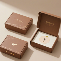 Boîtes d'expédition en carton kraft imprimées sur mesure, noires, avec logo, pour chaussures, emballage cadeau, boîtes d'expédition pour colis postaux