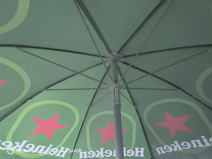Parasol de plage <span class=keywords><strong>Heineken</strong></span> 2M avec poteau en <span class=keywords><strong>aluminium</strong></span> résistant au vent et antirouille, baleines en fibre de verre - Product Image 5
