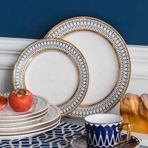 Assiette de dîner en céramique florale, <span class=keywords><strong>vaisselle</strong></span> en <span class=keywords><strong>porcelaine</strong></span> durable pour les banquets de mariage et les services de traiteur - Product Image 2