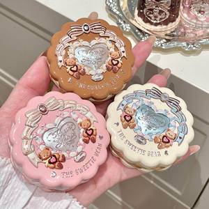 Fleur connaît la chérie ours soie Satin gaufré doux léger Blush velours finition naturel <span class=keywords><strong>facile</strong></span> couleur visage Cookie fard à joues - Product Image 1