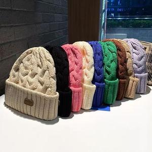 Topi rajut hangat musim dingin gaya Amerika Eropa ukuran bebas warna Solid pola cetak kain akrilik teknik bordir 3D - Product Image 6