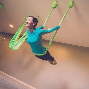 Meilleur <span class=keywords><strong>lit</strong></span> de yoga volant de couleur dégradée anti-gravité balançoire hamac de yoga aérien à faible étirement - Product Image 1
