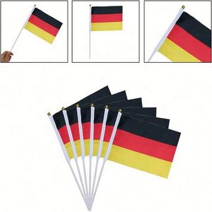 ธงมือถือขนาดเล็กแบบเรียบง่าย สไตล์ธงชาติทุกประเทศ พร้อมเสาไม้ พิมพ์โลโก้ตามสั่ง ราคาประหยัด ทนทาน เหมาะสำหรับงานโปรโมชั่น - Product Image 3