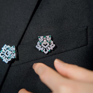 高級アールデコスタイルブローチ925スターリングシルバーブローチフル舗装エメラルドグリーンジルコニアダイヤモンドファインジュエリーブローチ - Product Image 5