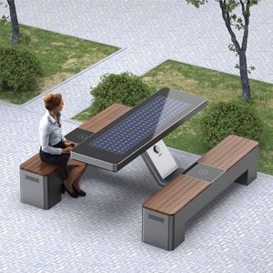 Panchina Solare Moderna Personalizzata ad Alte Prestazioni con Ricarica Wireless, Versatile e Intelligente per Arredo Urbano Smart - Product Image 2