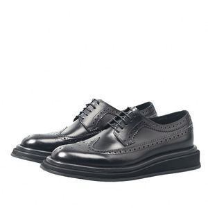 Chaussures en cuir véritable pour hommes, de luxe, de haute qualité, tendance, décontractées, à la mode, à semelle épaisse, légères, en vente - Product Image 1