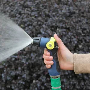 Vendita a caldo ugelli a spruzzo d'acqua in metallo a bassa pressione tubo da giardino nebulizzazione a vapore nebulizzazione per auto idrovolante spruzzatore a getto d'acqua per la stagione autunnale