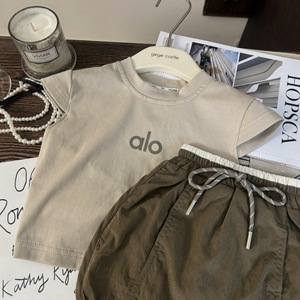 Tongxingyuan Baby Girls Summer Outfit Set Casual Breathable Two Piece Short Sleeve Top With Shorts For Kids Fashion Style - Product Image 3