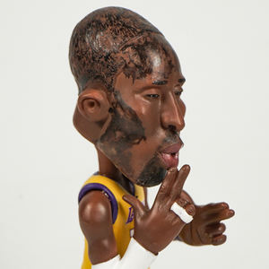 Souvenir personnalisé de joueur de basket-ball Bobblehead à offrir aux fans en tant que figurines montées sur voiture décoration Bobblehead cadeau en résine - Product Image 3