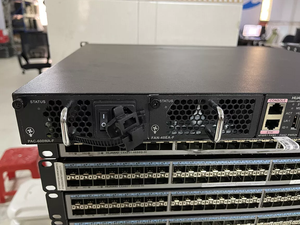 CE6851-48S6Q-HI Hua wei trung tâm dữ liệu Thiết bị chuyển mạch CE 6800 Series 10ge SFP + 6-cổng 40ge qsfp + 48 cổng 10ge mạng chuyển đổi - Product Image 4