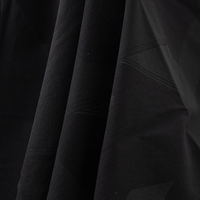 Tissu tissé noir imperméable et résistant à l'eau, personnalisable en gros, 90 % nylon 10 % élasthanne, extensible dans les quatre sens, poids moyen
