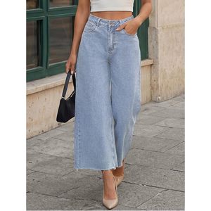 Jeans de mujer de cintura alta, pierna ancha, elásticos, de mezclilla, con corte al tobillo y bajo deshilachado - Product Image 5