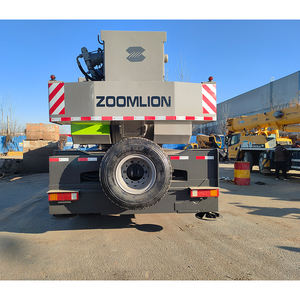 รถเครนตีนตะขาบ Zoomlion ZTC550 ปี 2023 ขนาด 55 ตัน มือสอง สภาพดี พร้อมมอเตอร์ PLC เกียร์บ็อกซ์ เครื่องยนต์ และปั๊ม - Product Image 2
