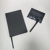Schwarzes Notizbuch mit schwarzen Seiten Leeres maßge schneider tes Skizzenbuch zum Zeichnen von Hardcover mit Ihrem eigenen Logo