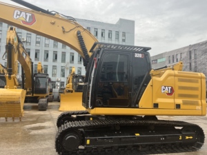 Excavadora de cadenas CAT 320GC de segunda mano con línea hidráulica auxiliar, martillo rompedor y máquina bien probada. - Product Image 3