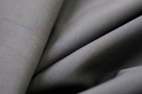 63% Rayonne 32% Nylon 5% Spandex |   Tricot Roma uni 310 g/m² |   158 cm de large pour les blazers et les vestes de costume