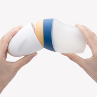 Ensemble de nouveaux produits pour bébés Cuillère à fruits en silicone et biberon complémentaire à chauffeur manuel Produit pour bébés personnalisable
