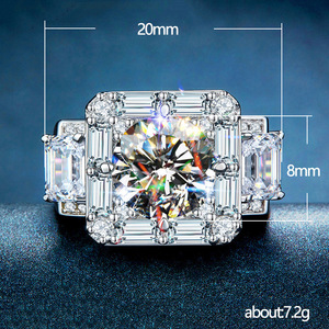 Anello da Uomo a Forma di T, Design Audace - Product Image 5