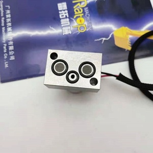 วาล์วโซลินอยด์ปั๊มหลักคุณภาพสูงสำหรับรถขุด PC200-7 PC200-8 รุ่น 702-21-58100 วาล์วไพล็อต 702-21-58100 - Product Image 2