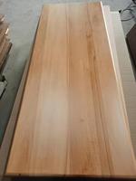 Marches d'escalier en bois de hêtre au design simple avec bord micro-biseauté