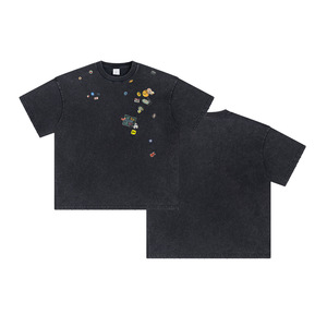 T-shirt da <span class=keywords><strong>uomo</strong></span> in <span class=keywords><strong>cotone</strong></span> a vestibilità ampia Primavera Estate 2025 con stampa digitale a design astratto, Nero retrò, Traspirante - Product Image 5