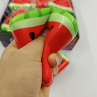 Jouet Squishy Pastèque, Anti-stress à Remontée Lente, Décompression Sensorielle, Jouet à Presser pour Soulager le Stress